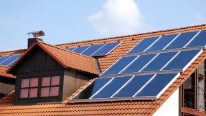 Cómo funcionan las placas solares en una casa